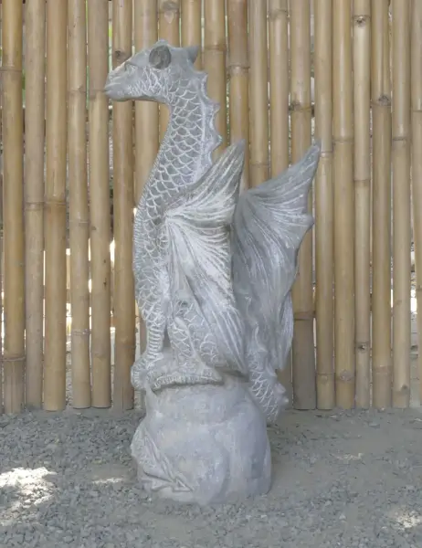Product image 3 of the product “Sitting dragon on stone, approx. 75 H cm, cast stone, natural ”